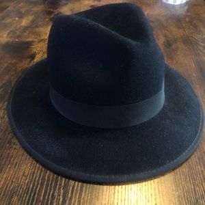 🐝 Felt fedora